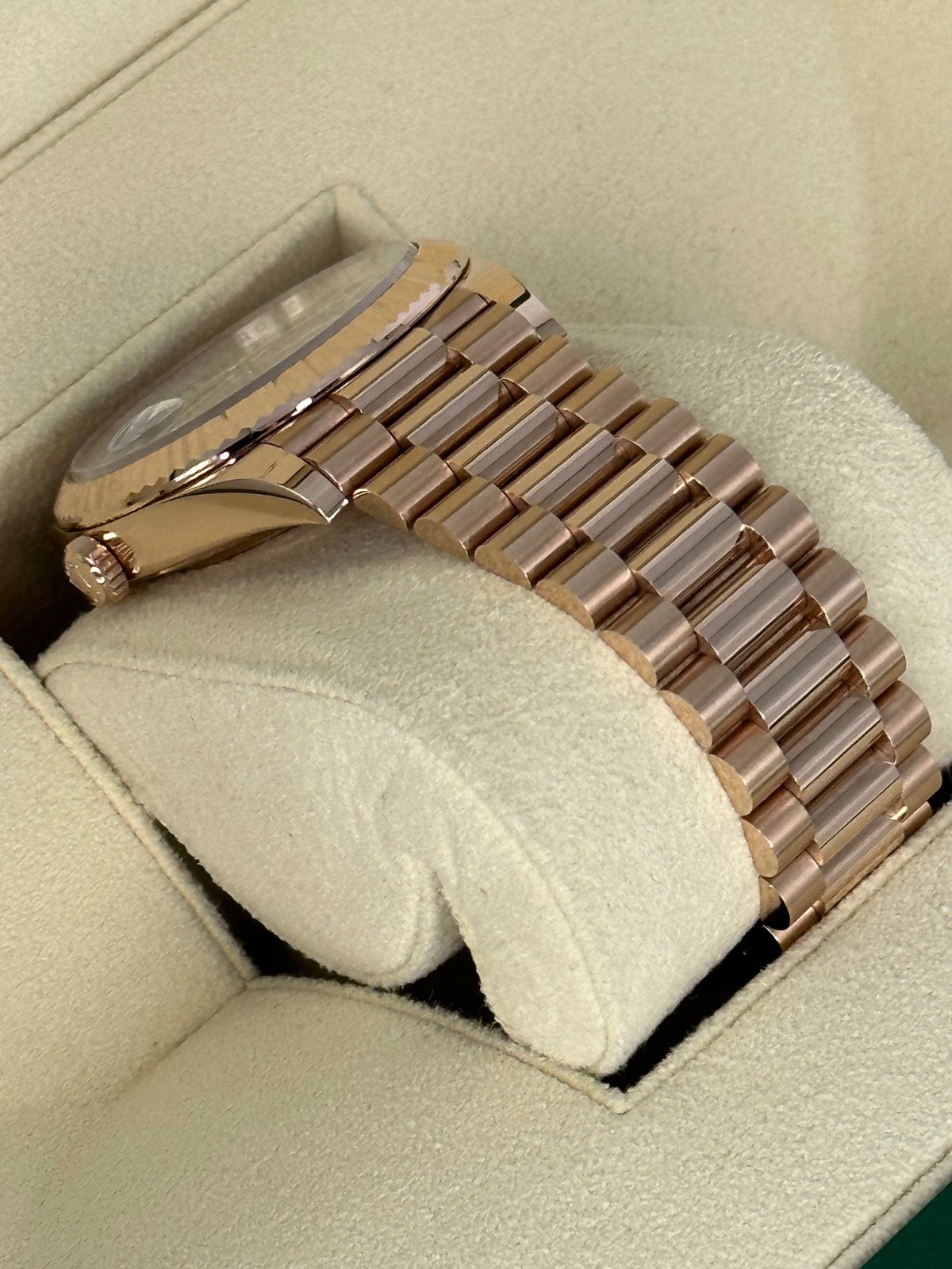 2022 Rolex Day-Date 40mm 228235 Presidential Rose Gold Olive Dial - Image 8