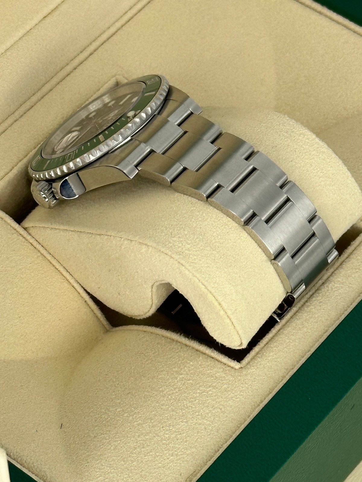2023 Rolex Submariner “Starbucks” 41mm 126610LV Black Dial - Image 8