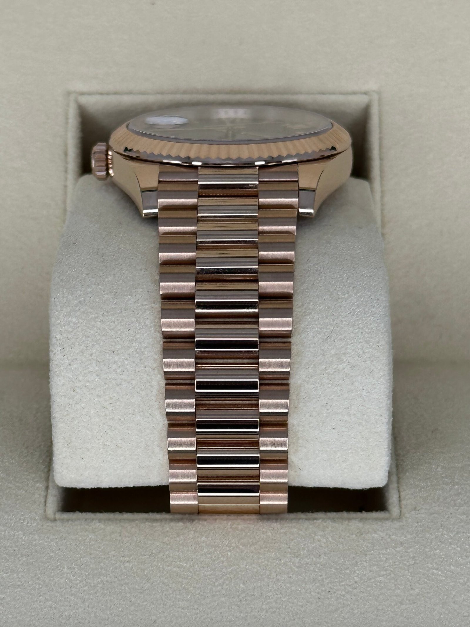 2022 Rolex Day-Date 40mm 228235 Presidential Rose Gold Olive Dial (Unworn) - Image 4