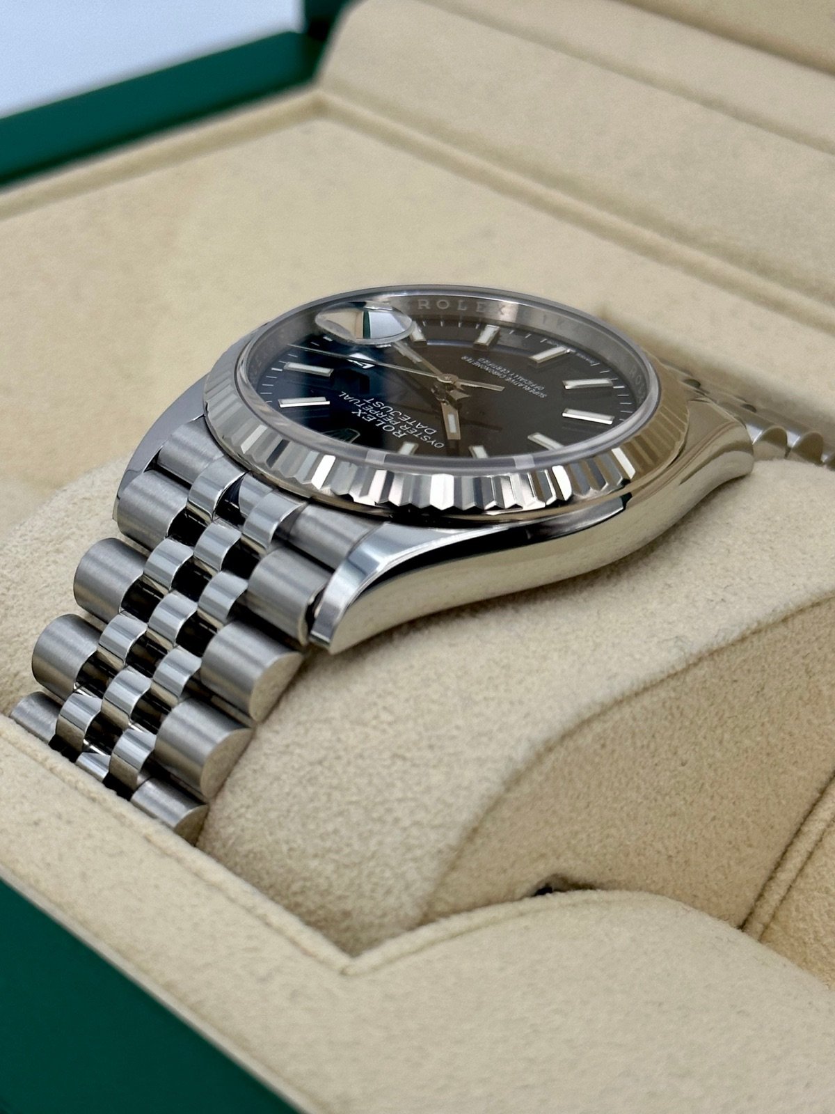 2022 Rolex Datejust 36mm 126234 Jubilee Blue Dial - Image 7