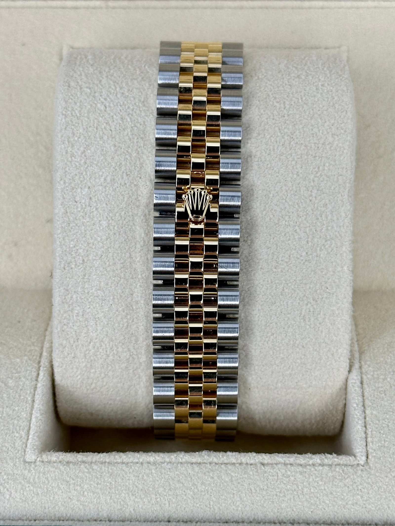 2023 Roles Datejust 31mm Two-Tone Jubilee Mother of Pearl Diamond Dial - Image 2