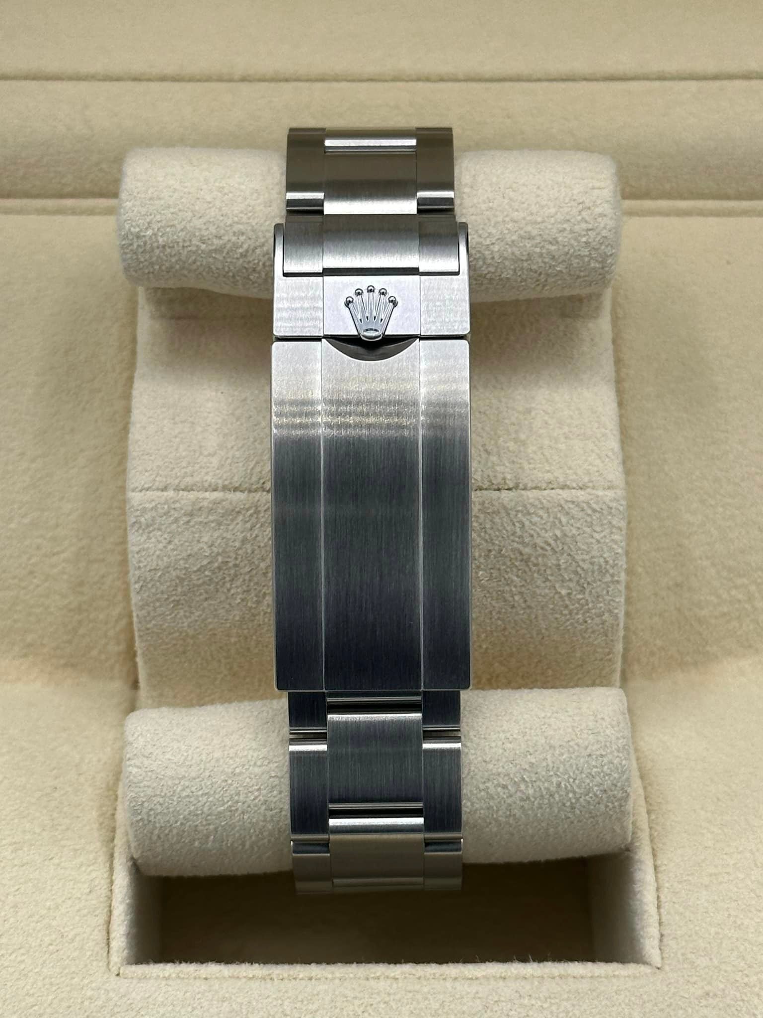 2024 Rolex Submariner 41mm 126610LN Stainless Steel Black Dial (Unworn) - Image 2