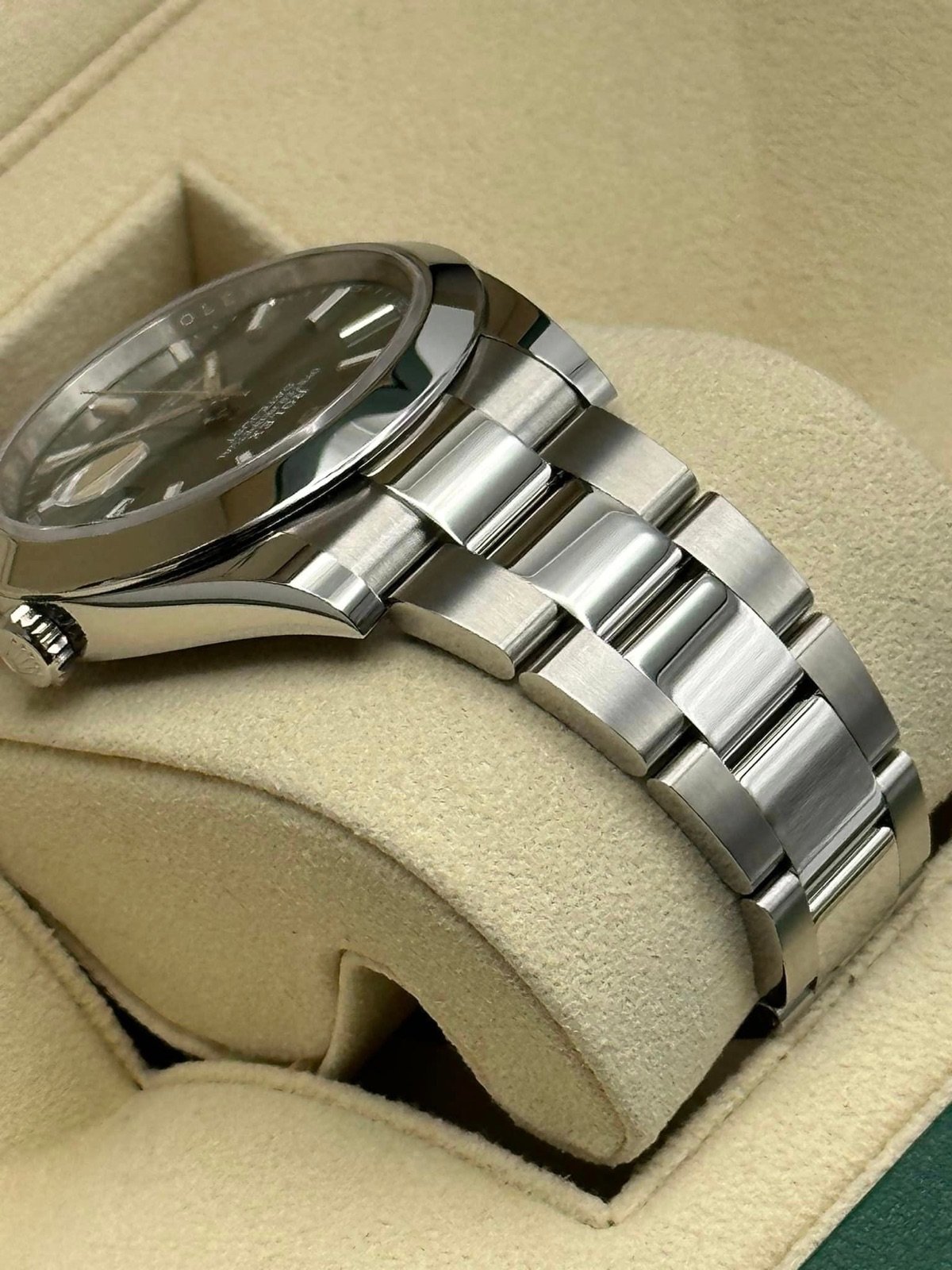2022 Rolex Datejust 41mm 126300 Oyster Green Dial - Image 8