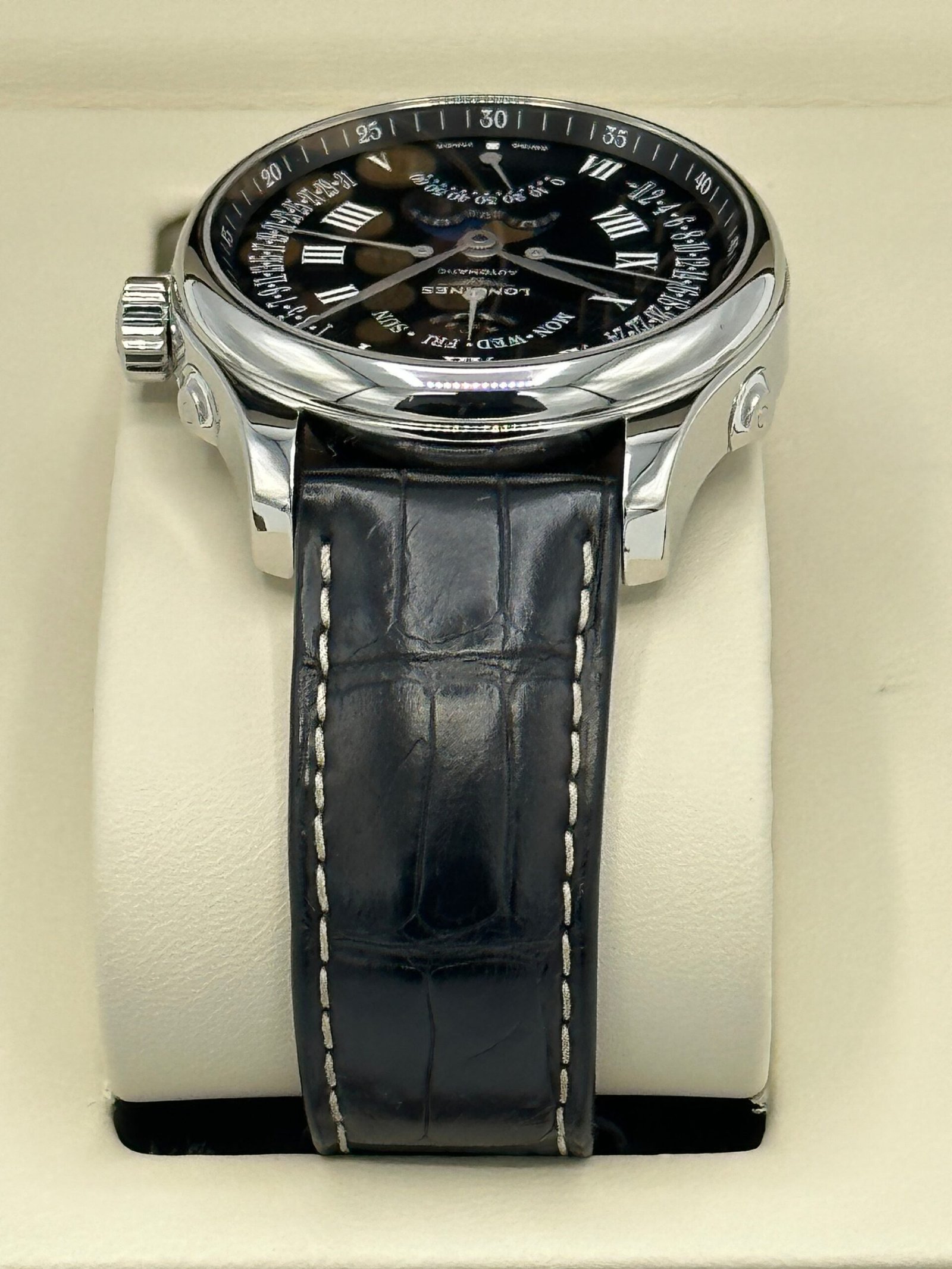 2017 Longines L2.739.4.51.6 Master Moonphase GMT - Image 4