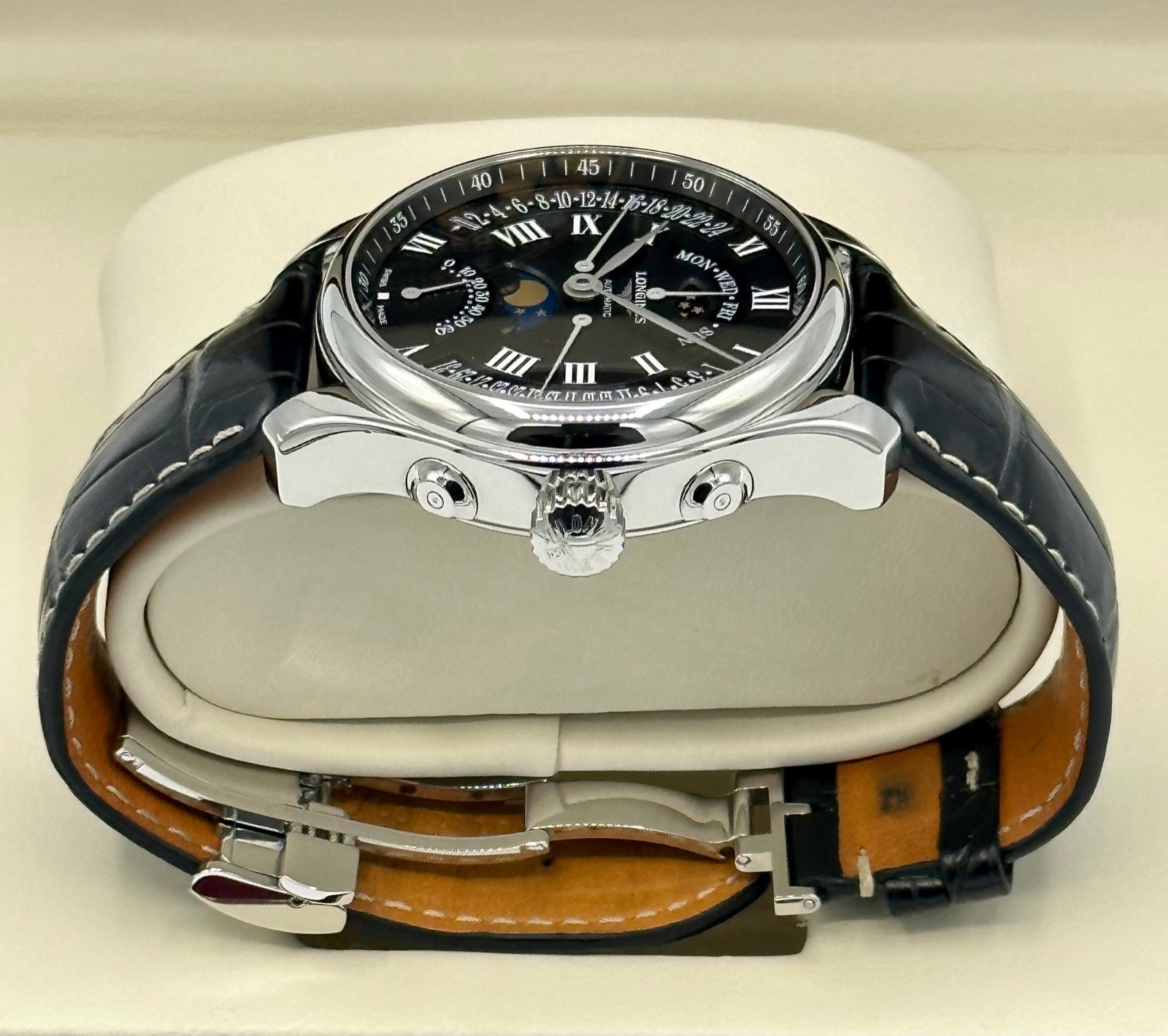 2017 Longines L2.739.4.51.6 Master Moonphase GMT - Image 9