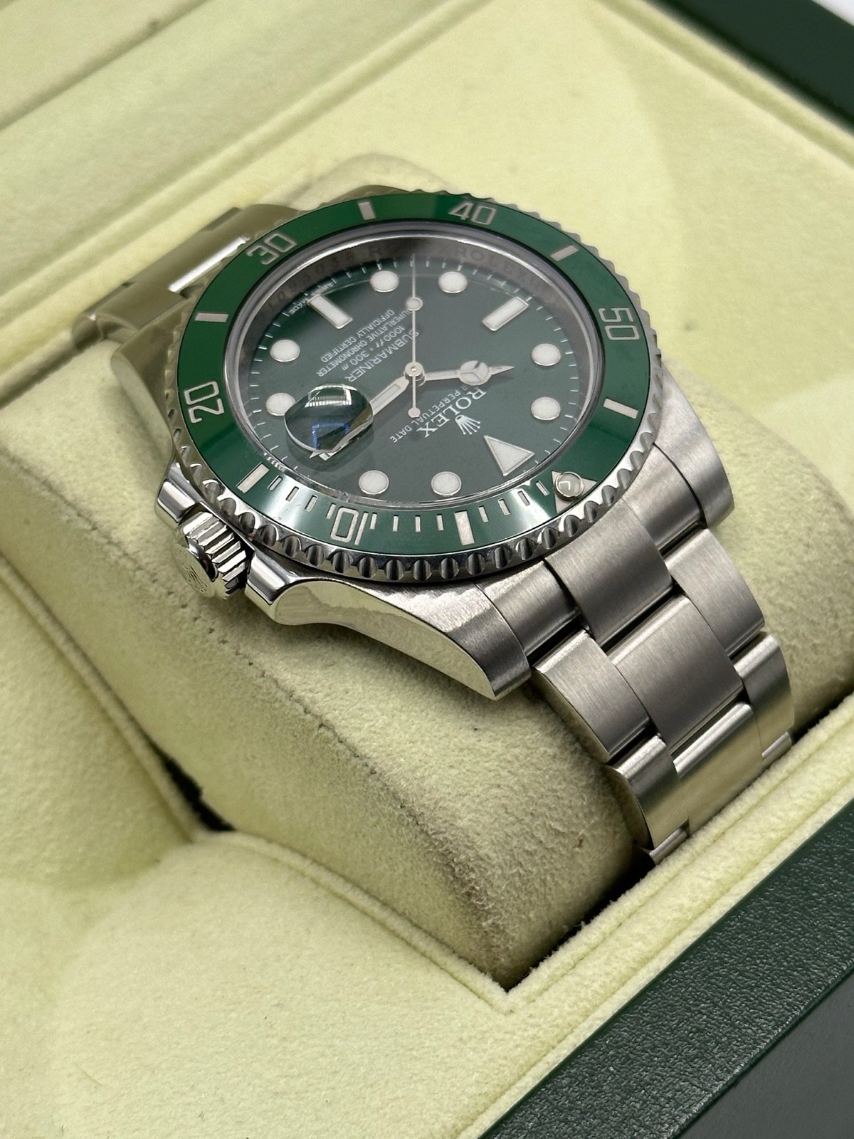 Rolex Submariner “Hulk” 40mm 116610LV Green Dial - Image 8