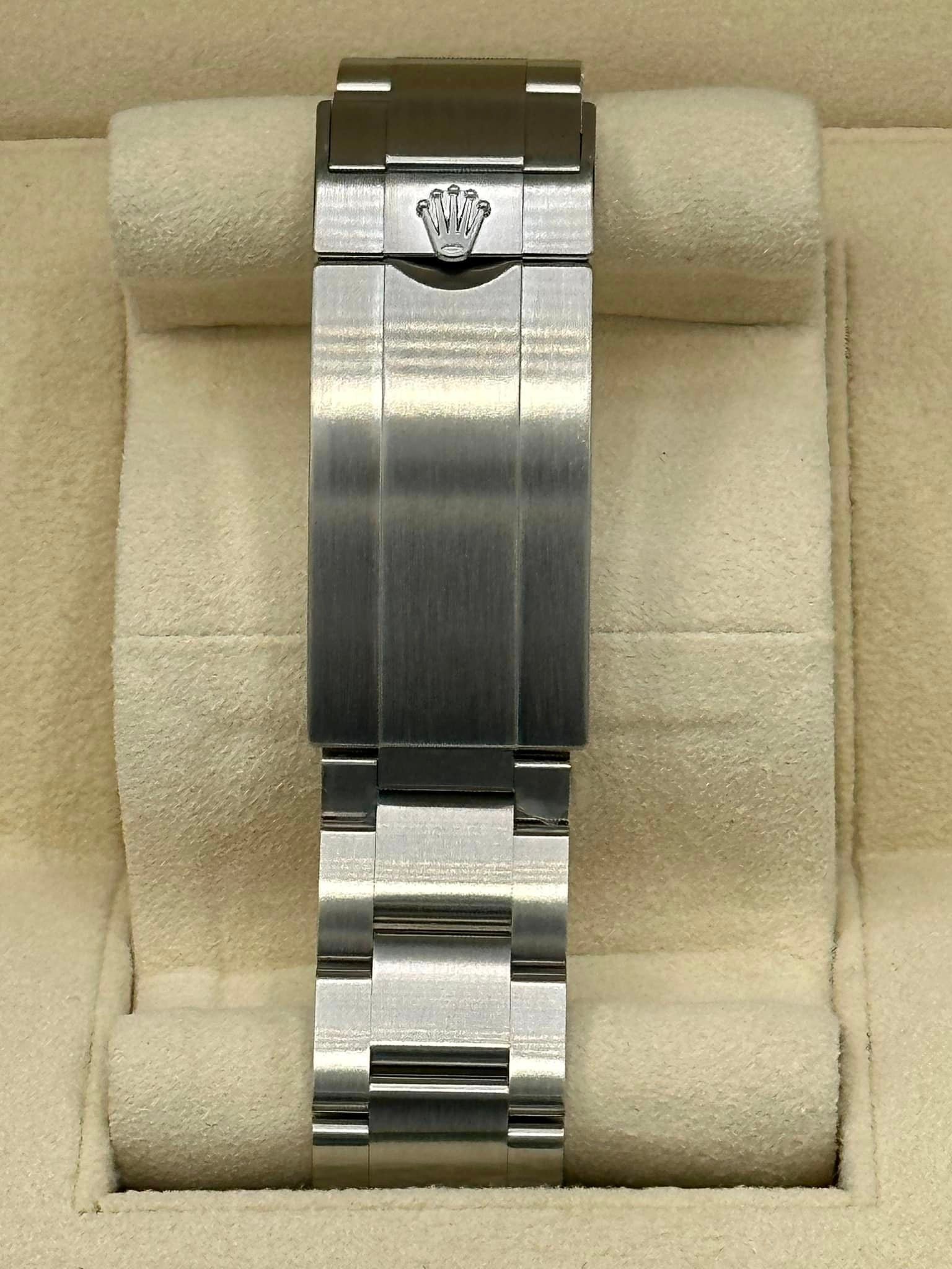 2023 Rolex Sea-Dweller 43mm 126600 Black Dial - Image 2