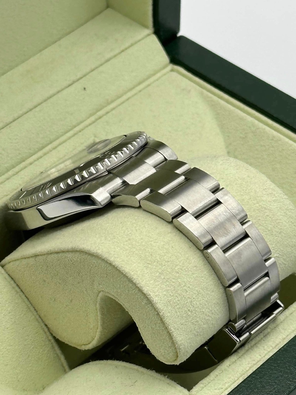 2012 Rolex Submariner Date 40mm 116610 Black Dial - Image 8