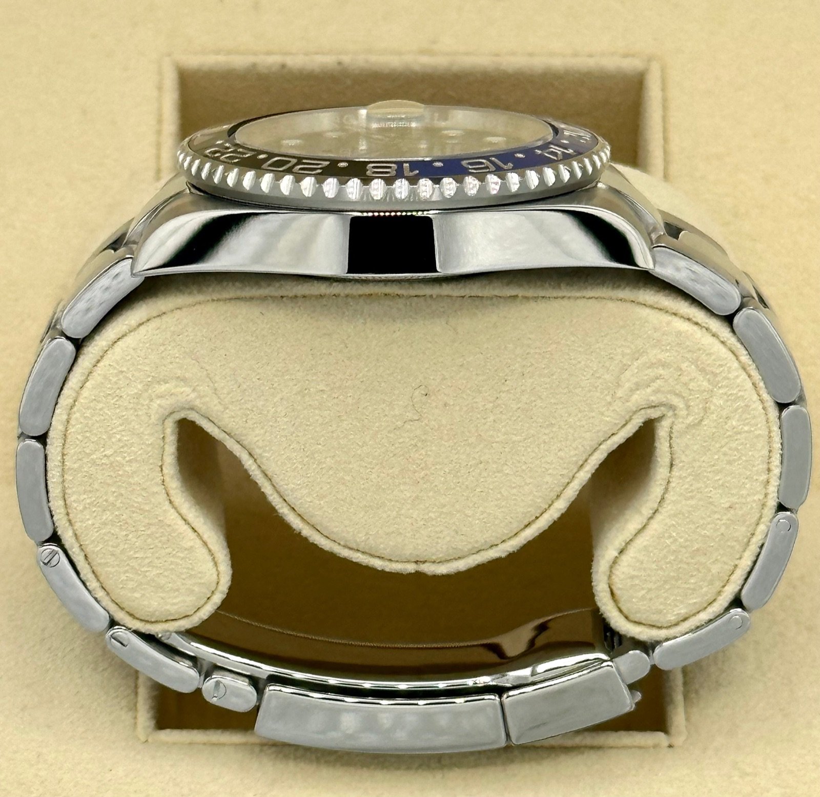 2014 Rolex GMT-Master II “Batman” 40mm 116710BLNR Oyster - Image 10