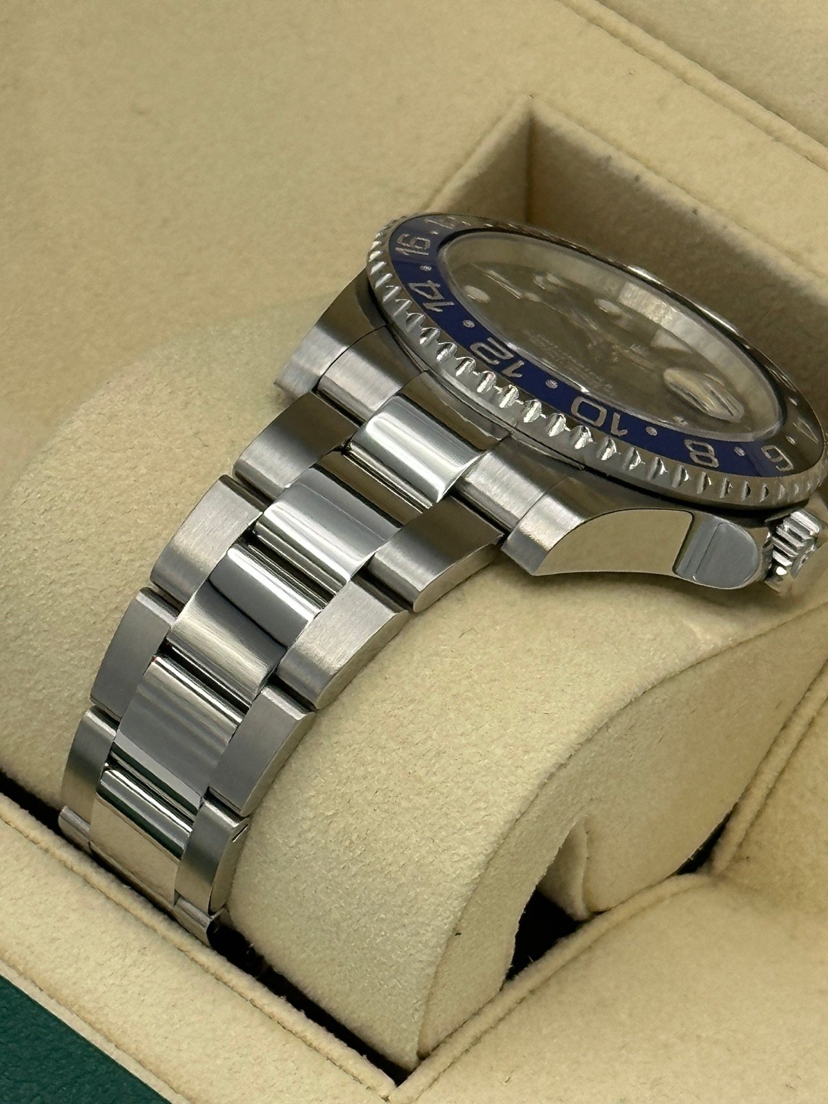 2014 Rolex GMT-Master II “Batman” 40mm 116710BLNR Oyster - Image 5