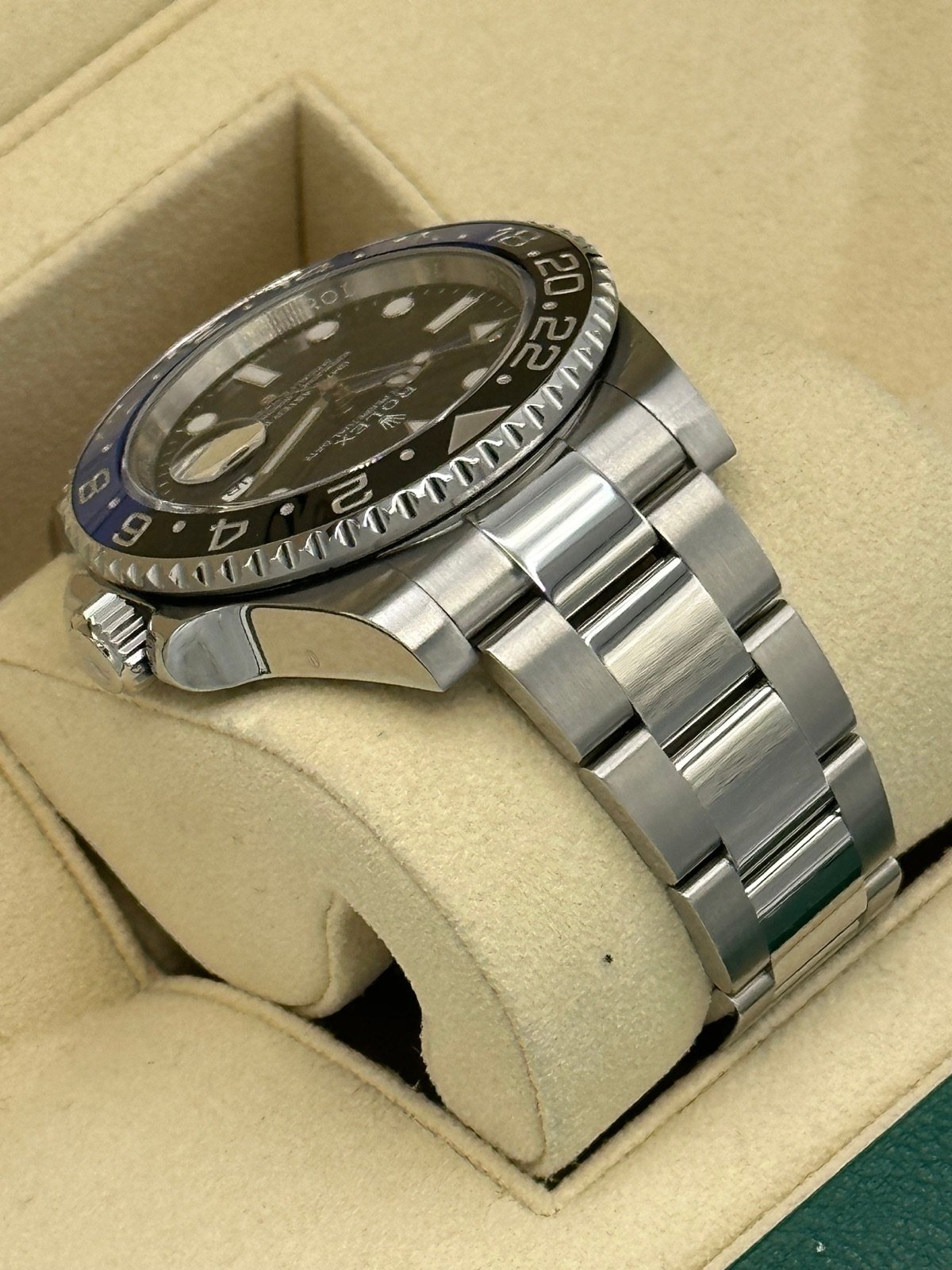 2014 Rolex GMT-Master II “Batman” 40mm 116710BLNR Oyster - Image 8