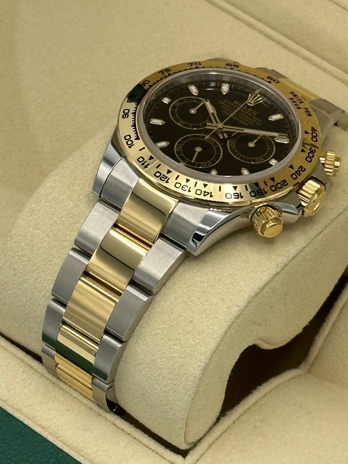 2022 Rolex Daytona 40mm 116503 Two-Tone Black Dial - Image 5