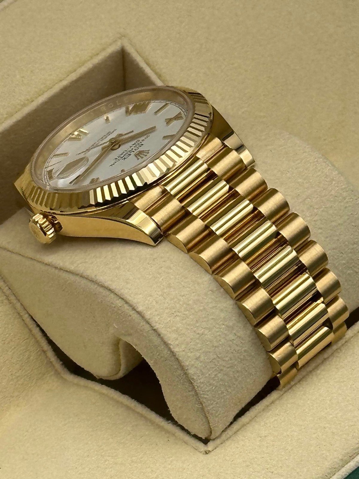 2019 Rolex Day-Date 40mm 228238 Presidential White Dial - Image 6