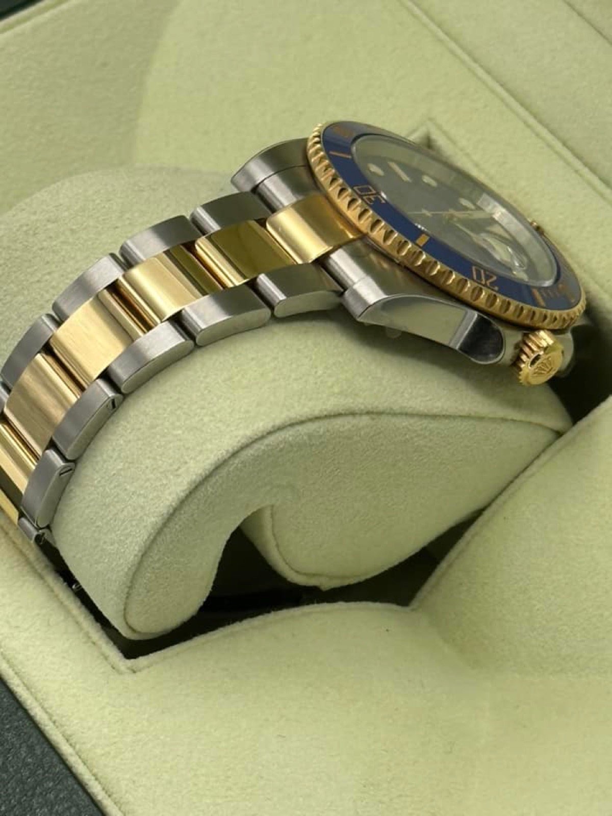 OLD STOCK 2012 Rolex Submariner 40mm 116613LB RARE FLAT BLUE DIAL (Unworn) - Image 5