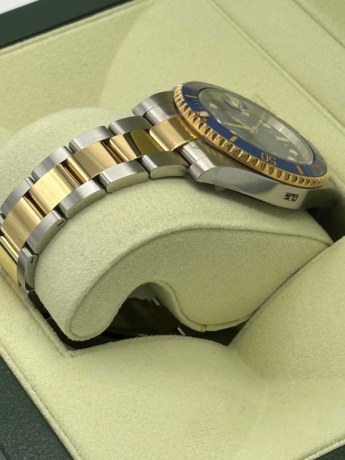 OLD STOCK 2012 Rolex Submariner 40mm 116613LB RARE FLAT BLUE DIAL (Unworn) - Image 7