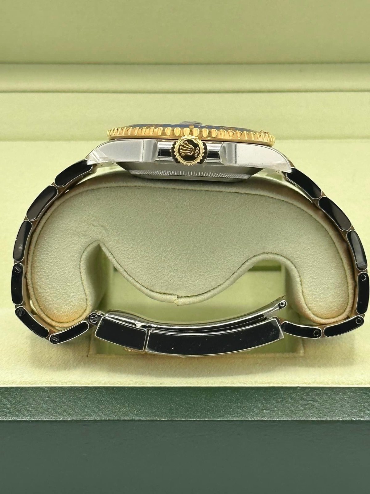 OLD STOCK 2012 Rolex Submariner 40mm 116613LB RARE FLAT BLUE DIAL (Unworn) - Image 9