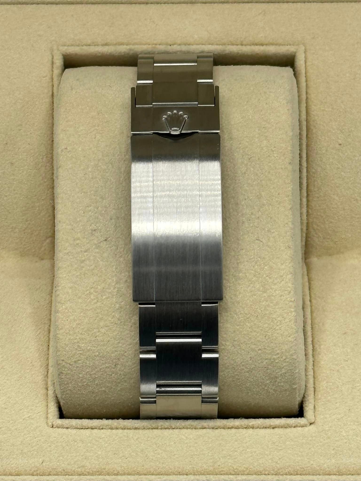 2015 Rolex Submariner 40mm 116610LN Stainless Steel Black Dial - Image 2
