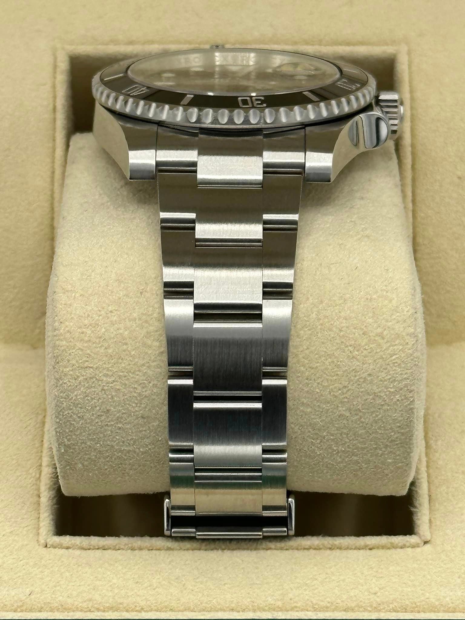 2015 Rolex Submariner 40mm 116610LN Stainless Steel Black Dial - Image 3