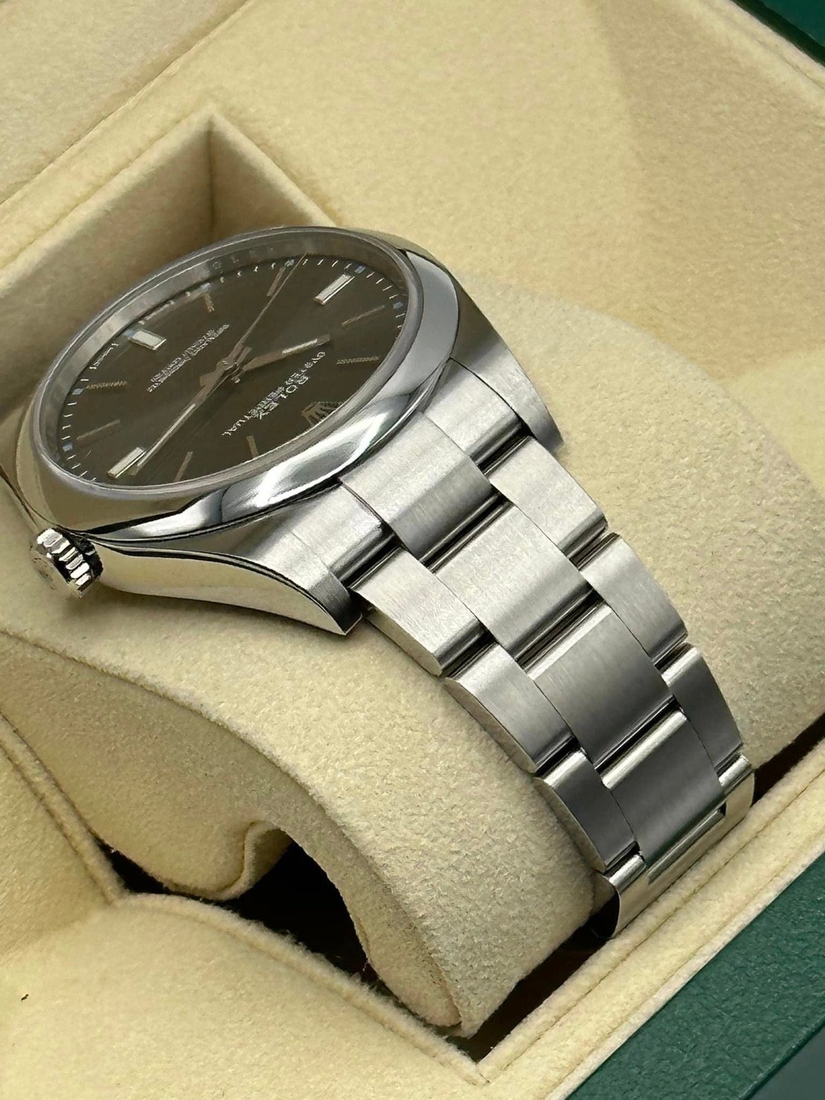 2017 Oyster Perpetual 39mm 114300 Grey Dial - Image 6
