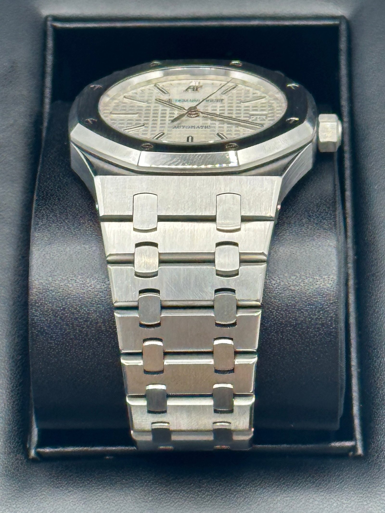 2011 Audemars Piguet 39mm 15300ST Royal Oak White Dial - Image 4