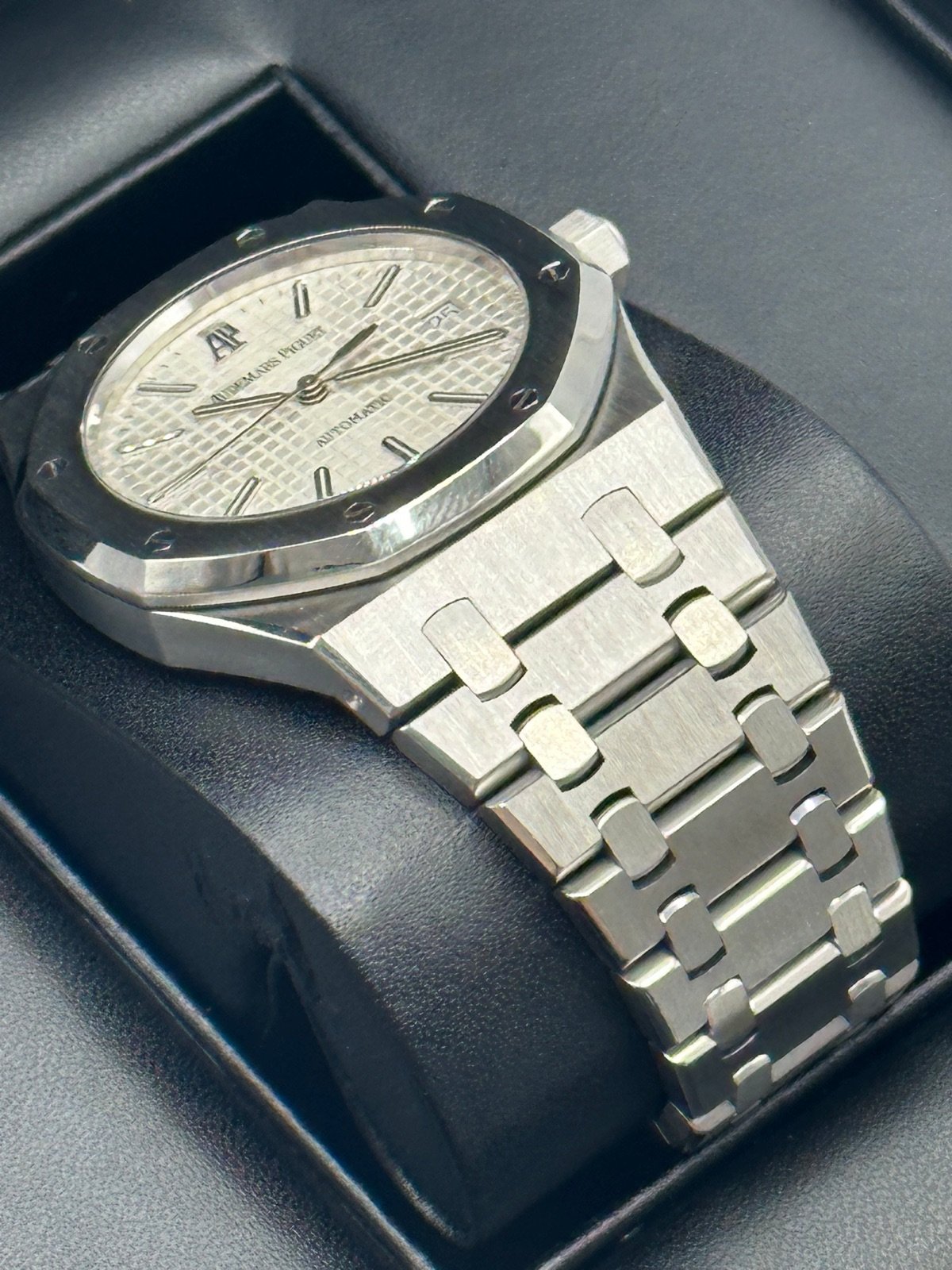 2011 Audemars Piguet 39mm 15300ST Royal Oak White Dial - Image 7