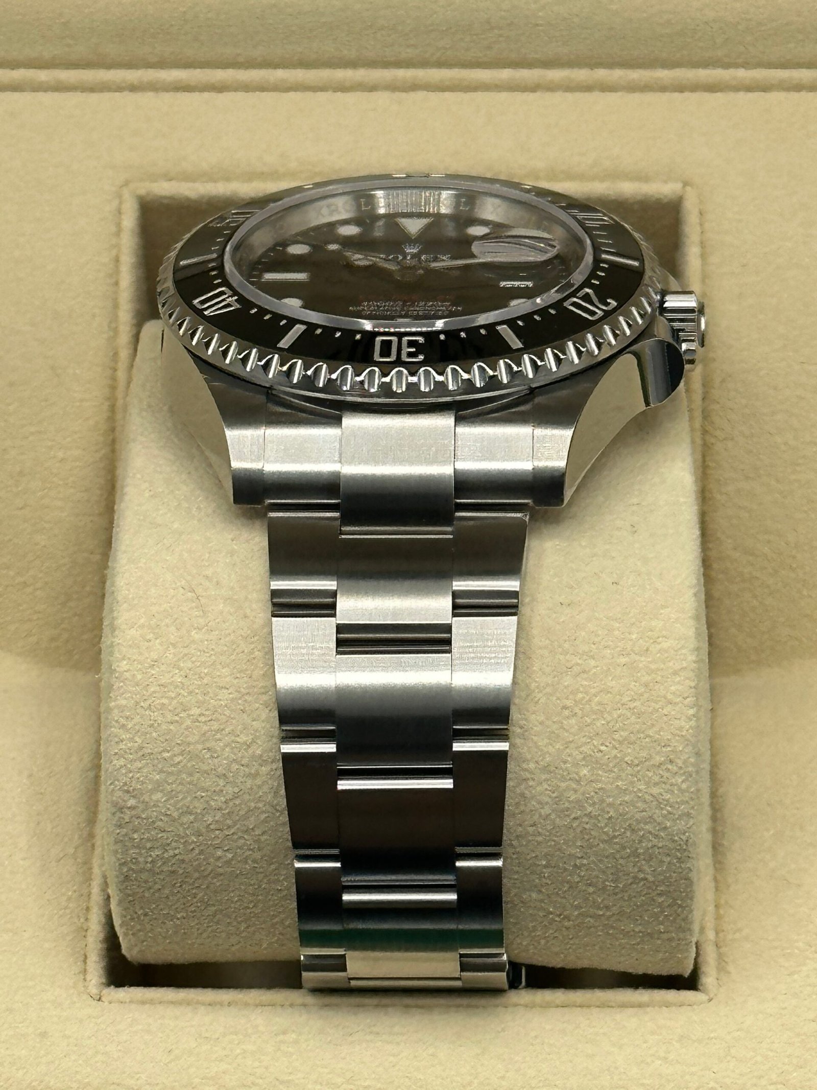 2020 Rolex Sea-Dweller 43mm 126600 Black Dial - Image 4