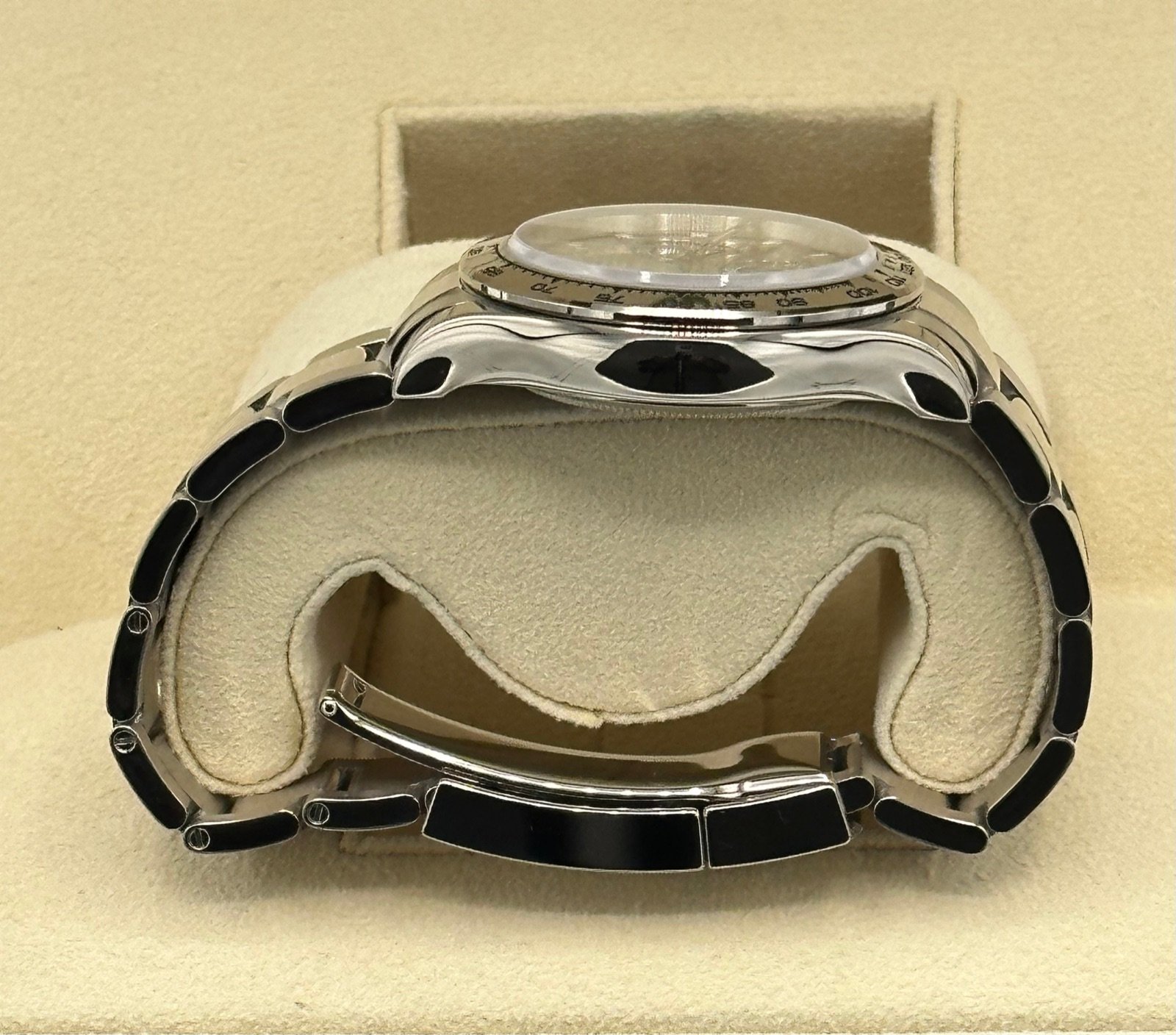2022 Rolex Daytona 40mm 116509 White Gold Silver Dial - Image 10