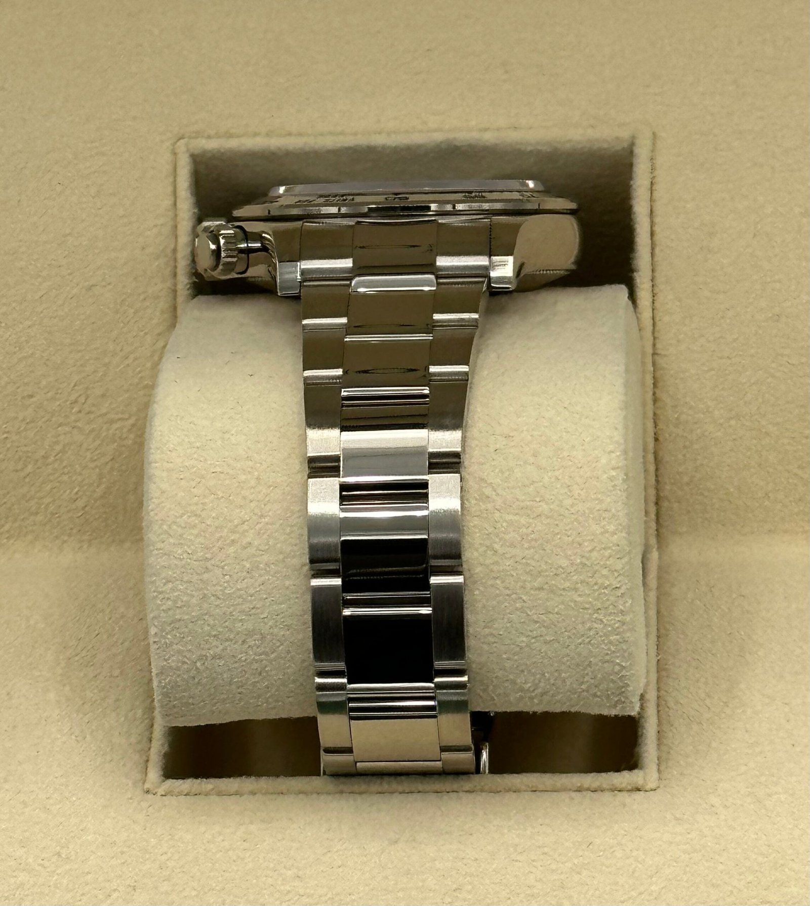 2022 Rolex Daytona 40mm 116509 White Gold Silver Dial - Image 4