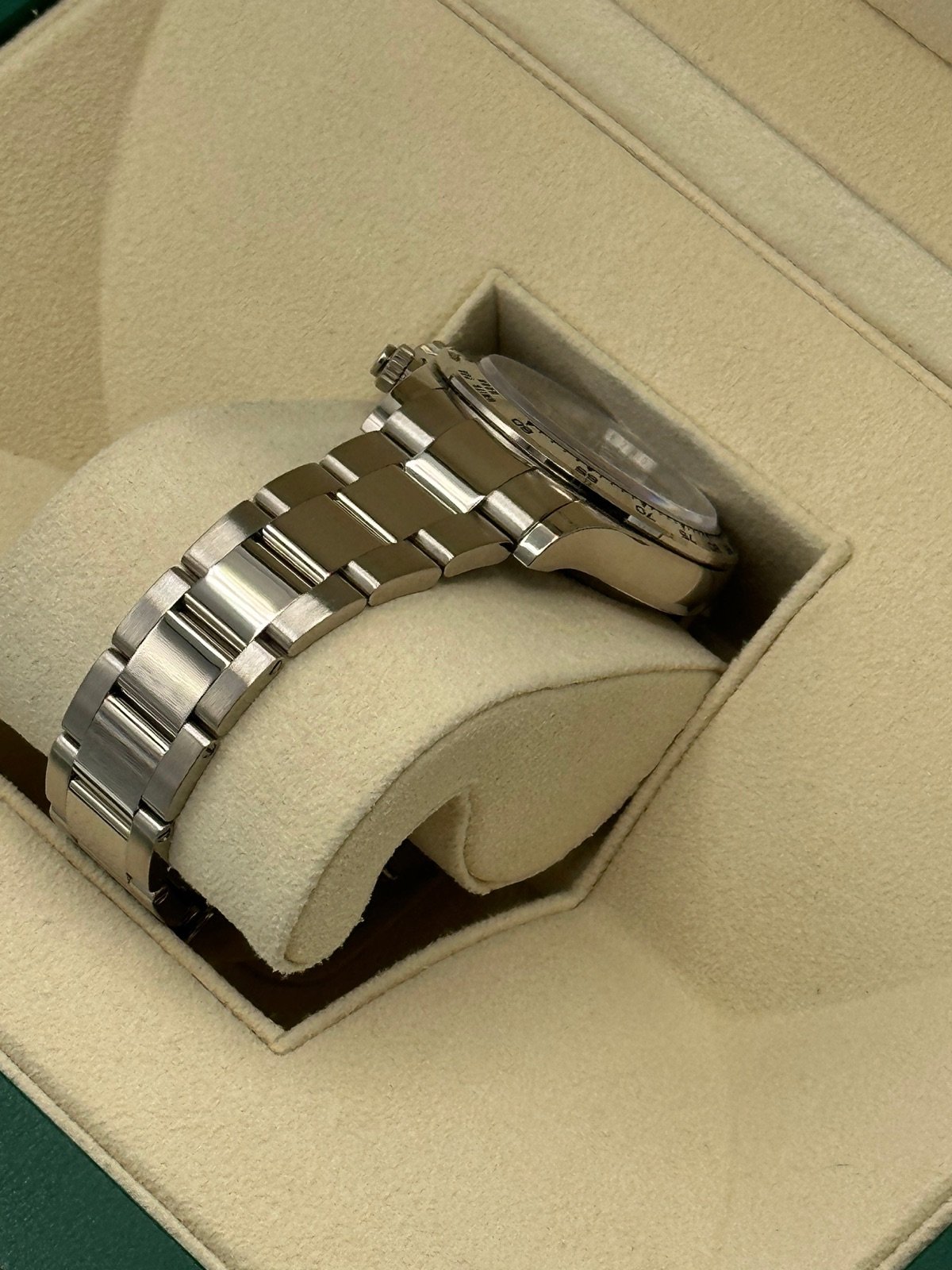 2022 Rolex Daytona 40mm 116509 White Gold Silver Dial - Image 5