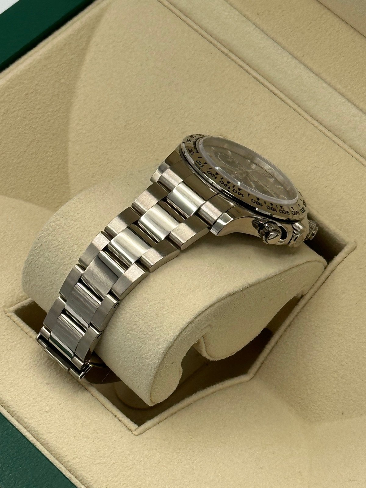 2022 Rolex Daytona 40mm 116509 White Gold Silver Dial - Image 7