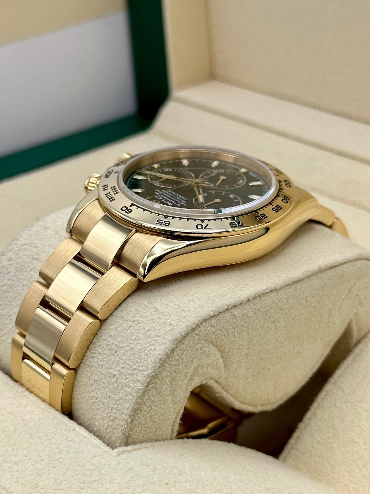 Rolex Daytona “John Mayer” 40mm 116508 Yellow Gold Green Dial - Image 7