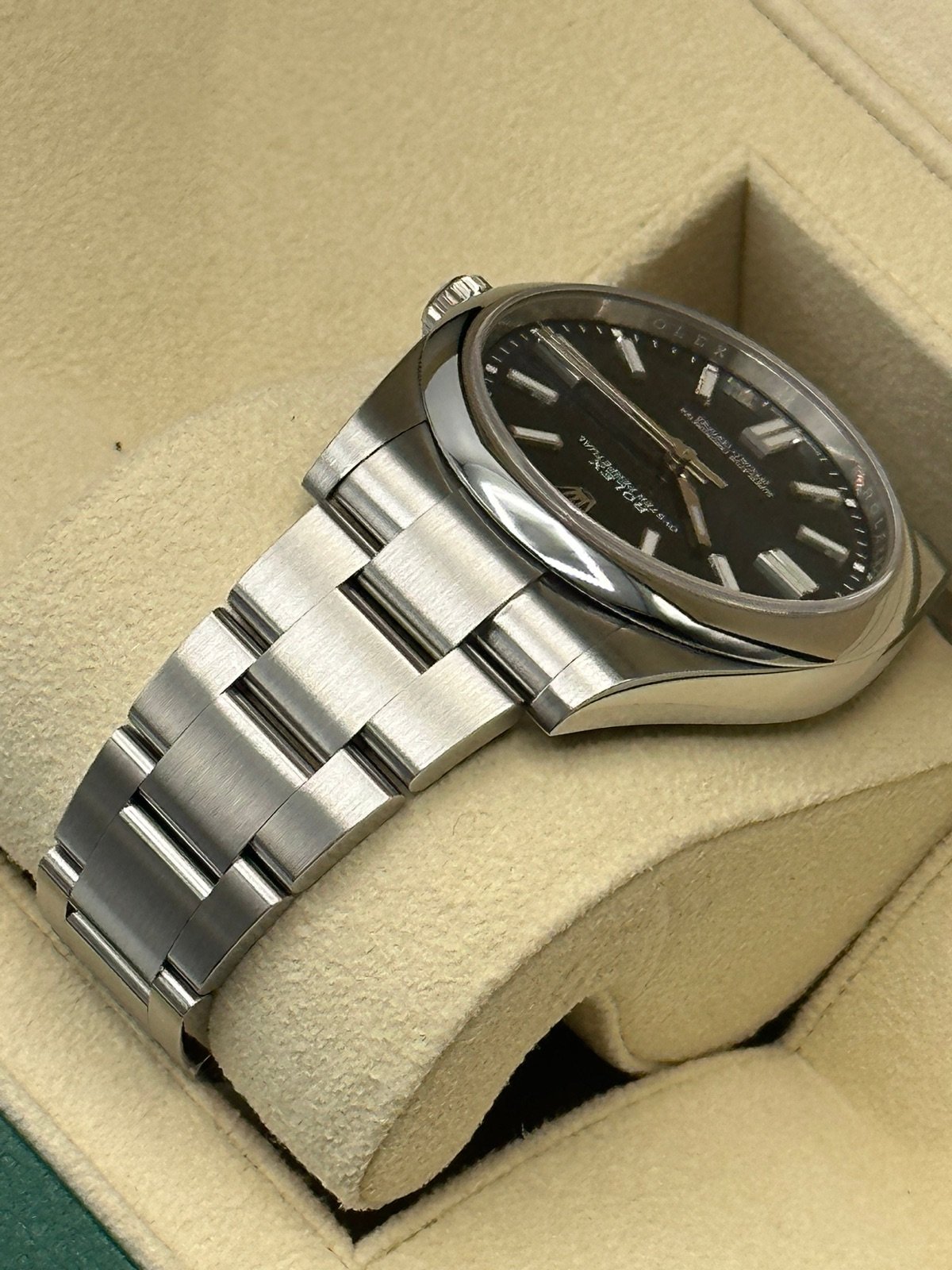 2022 Rolex Oyster Perpetual 41mm 124300 Blue Dial - Image 7