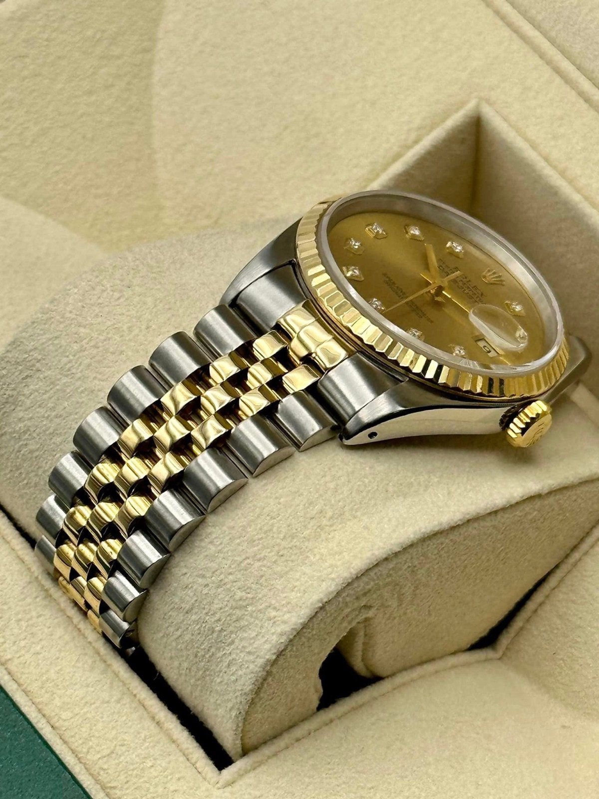 Rolex Datejust 36mm 16233 Two-Tone Jubilee Champagne Diamond Dial - Image 5