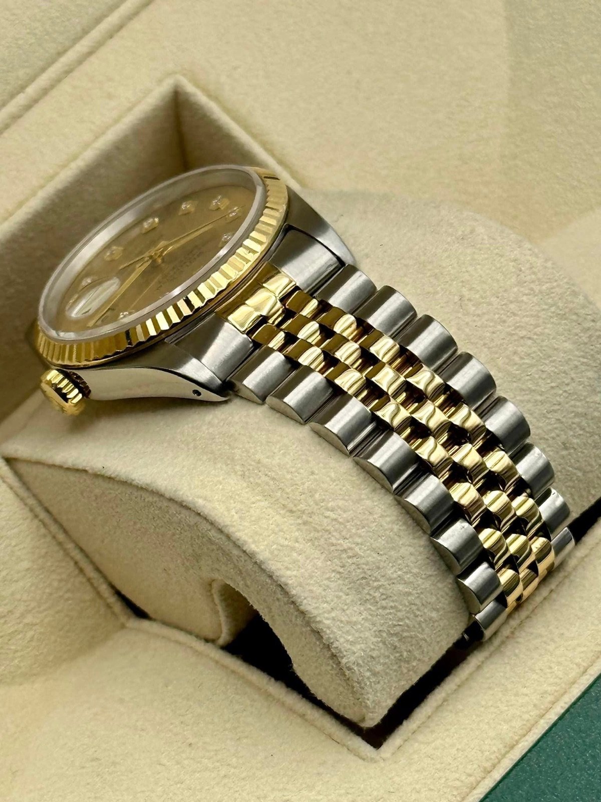 Rolex Datejust 36mm 16233 Two-Tone Jubilee Champagne Diamond Dial - Image 8