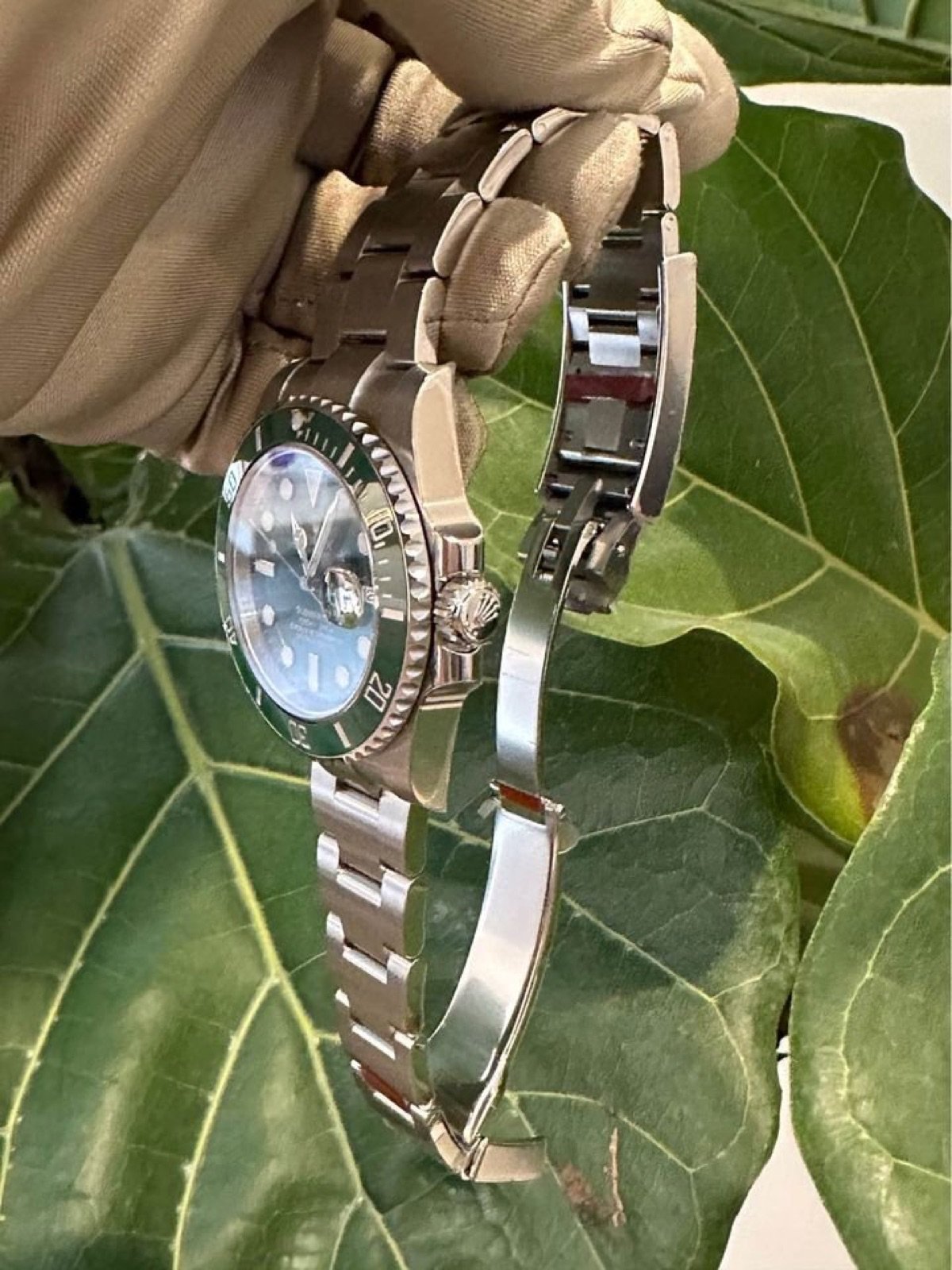 2015 Rolex Submariner “Hulk” 40mm 116610LV Green Dial (Unworn) - Image 6