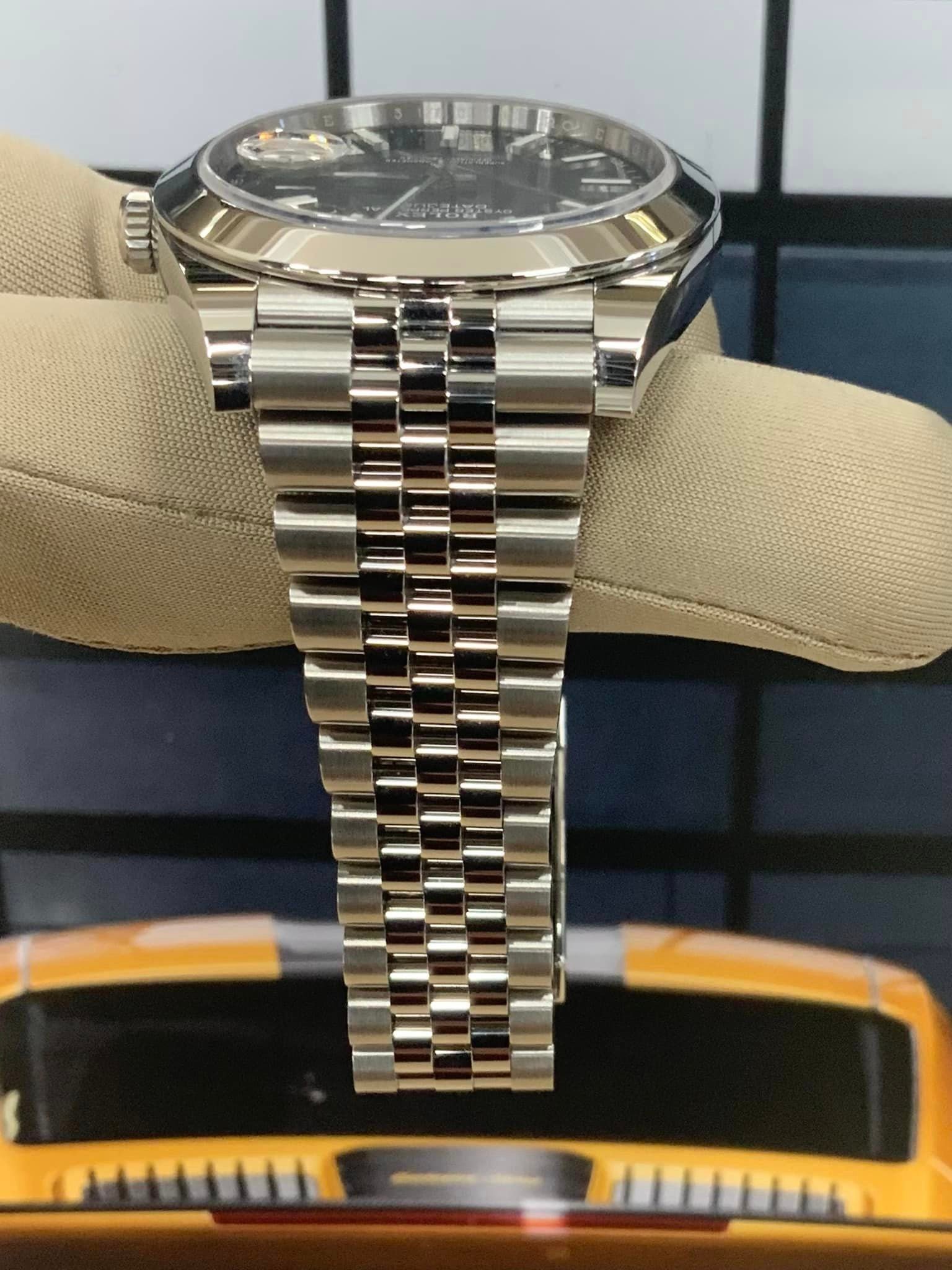 2022 Rolex Datejust 41mm 126300 Jubilee Black Stick Dial (Unworn) - Image 4