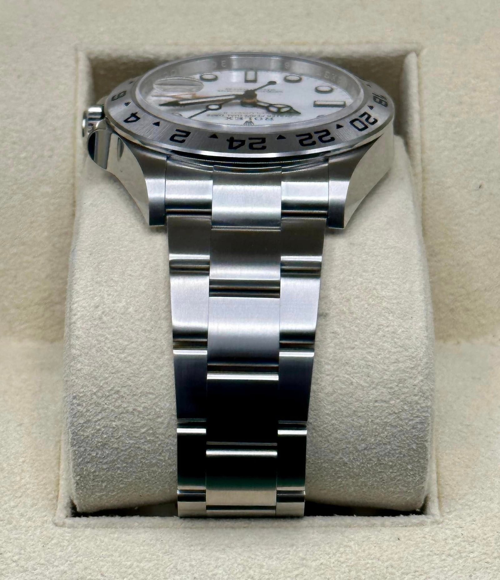2024 Rolex Explorer II 42mm 226570 Polar White Dial (Unworn) - Image 4