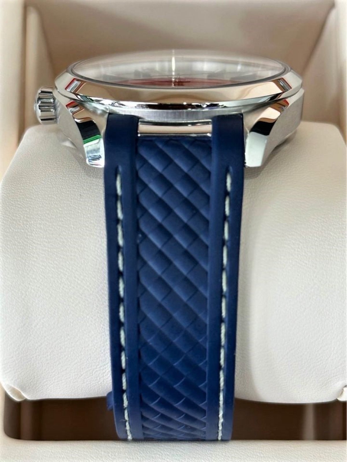 2022 Omega Seamaster Aqua Terra 41mm Blue Rubber Strap Grey Dial - Image 6