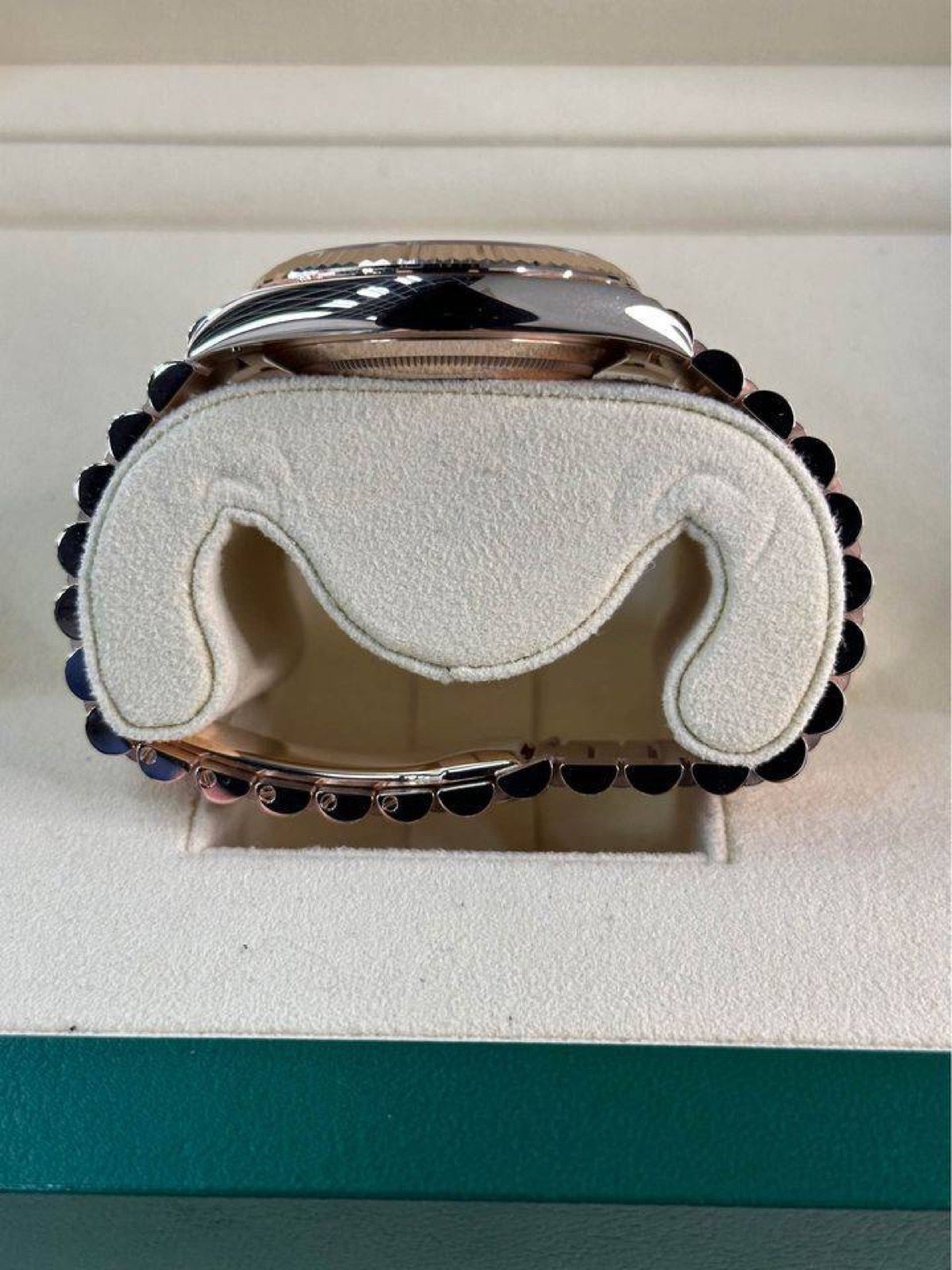 2021 Rolex Day-Date 40mm 228235 Rose Gold Chocolate Diamond Baguette - Image 5
